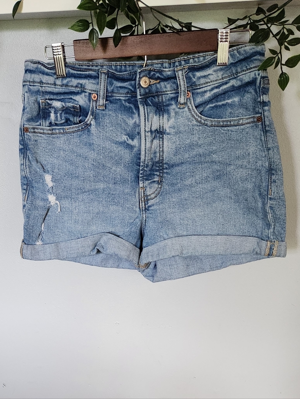 Old Navy Light Blue Rolled Hem Denim Shorts